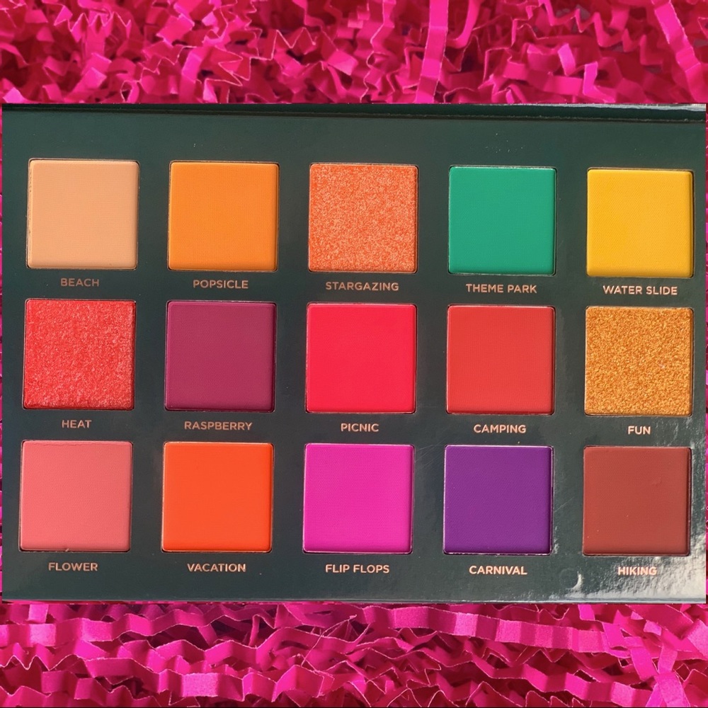 Ace Beaute Nostalgia Palette